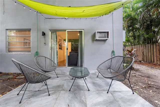 1730 NE 7th Street 15, Fort Lauderdale, FL 33304