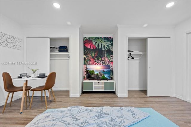 1730 NE 7th Street 15, Fort Lauderdale, FL 33304