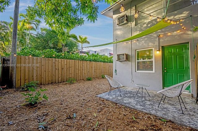 1730 NE 7th Street 15, Fort Lauderdale, FL 33304
