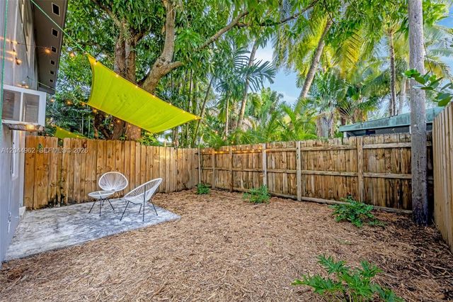 1730 NE 7th Street 15, Fort Lauderdale, FL 33304
