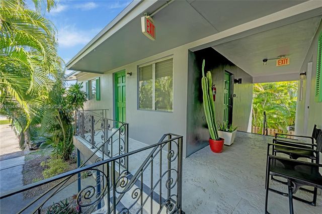 1730 NE 7th Street 15, Fort Lauderdale, FL 33304