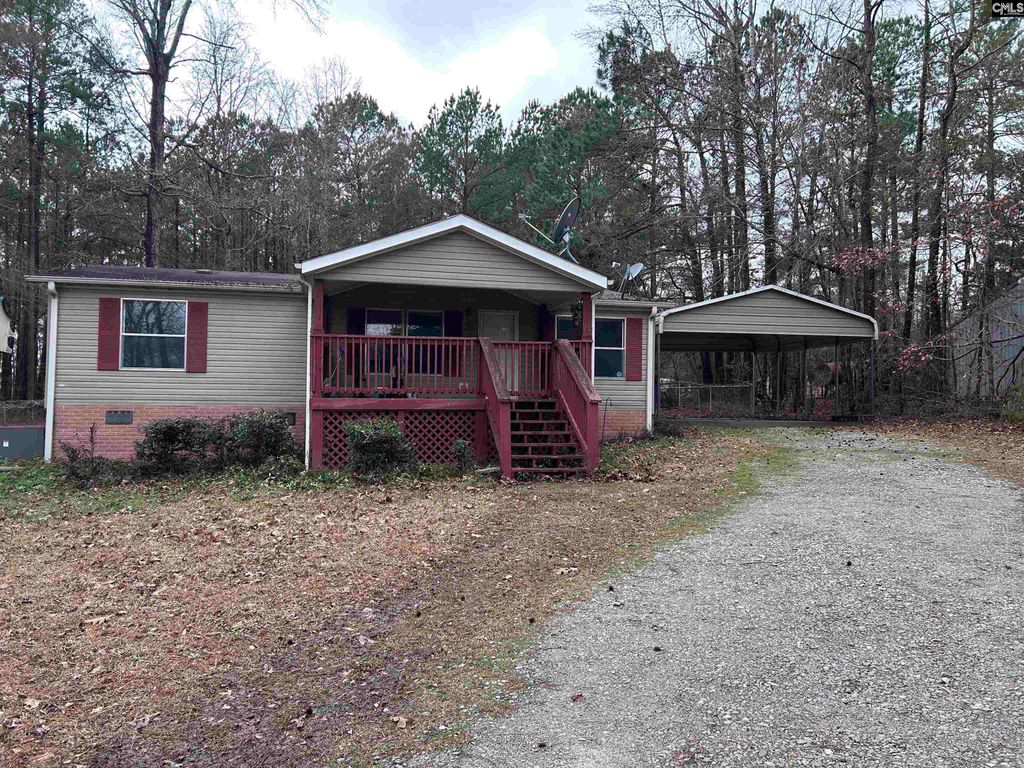 1749 Blacksgate E, Prosperity, SC 29127