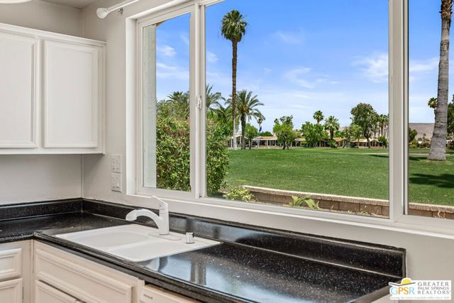 73450 Country Club Drive 124, Palm Desert, CA 92260