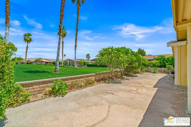 73450 Country Club Drive 124, Palm Desert, CA 92260