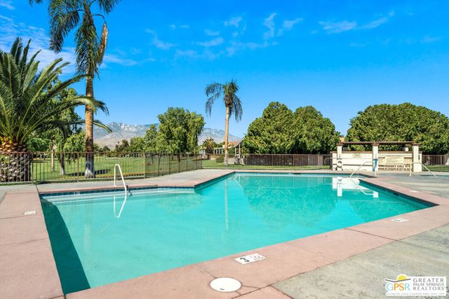 73450 Country Club Drive 124, Palm Desert, CA 92260