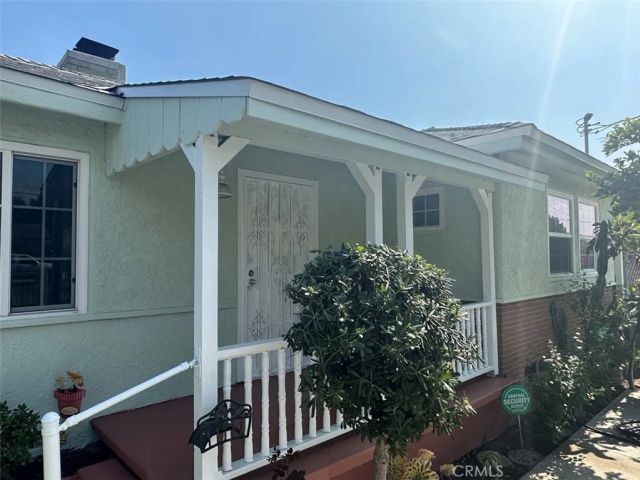 10842 Saticoy Street, Sun Valley, CA 91352
