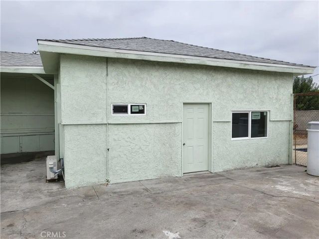 10842 Saticoy Street, Sun Valley, CA 91352