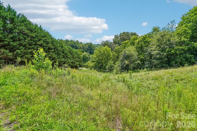 50 Glance Cove Road, Clyde, NC 28721