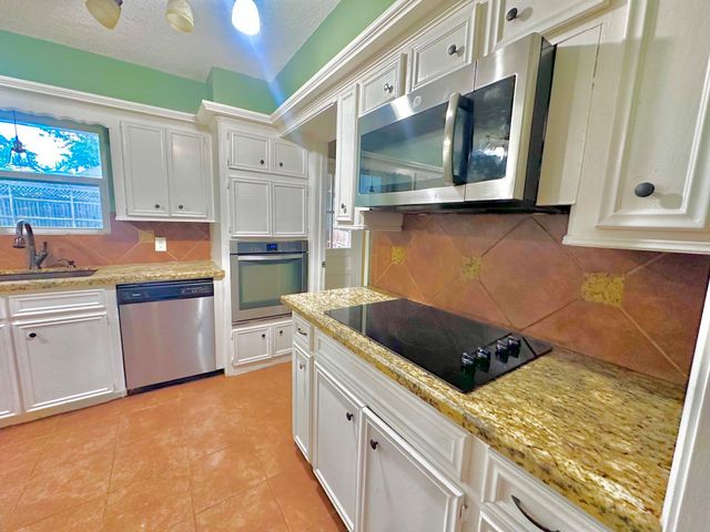 17502 Cassina Drive, Spring, TX 77388