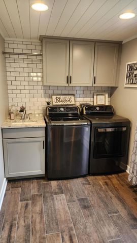 1538 Hillsboro Avenue SE, Grand Rapids, MI 49546