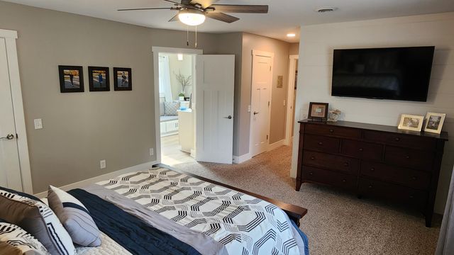 1538 Hillsboro Avenue SE, Grand Rapids, MI 49546