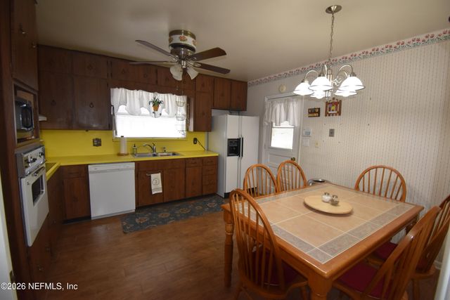 7815 BELLEMEADE Boulevard S, Jacksonville, FL 32211