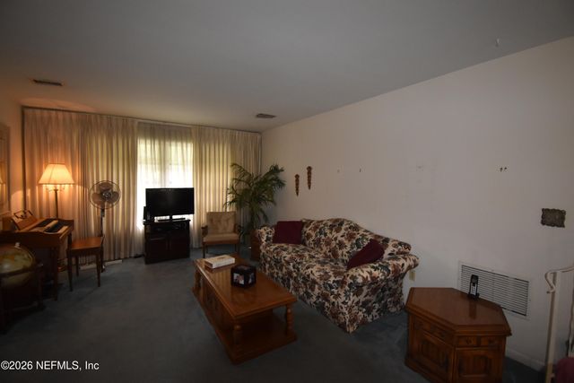 7815 BELLEMEADE Boulevard S, Jacksonville, FL 32211