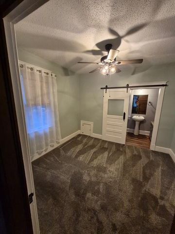541 S Huttig Avenue, Independence, MO 64053