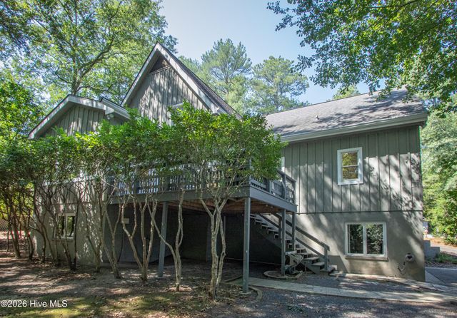 12 Village Lane, Pinehurst, NC 28374