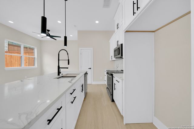 11710 Vance Jackson Rd Unit 702, San Antonio, TX 78230