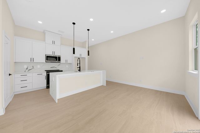 11710 Vance Jackson Rd Unit 702, San Antonio, TX 78230