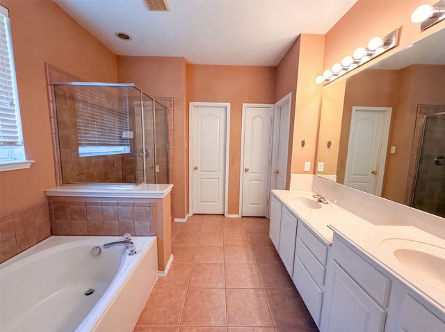 1311 Stanford Drive, Rockwall, TX 75087
