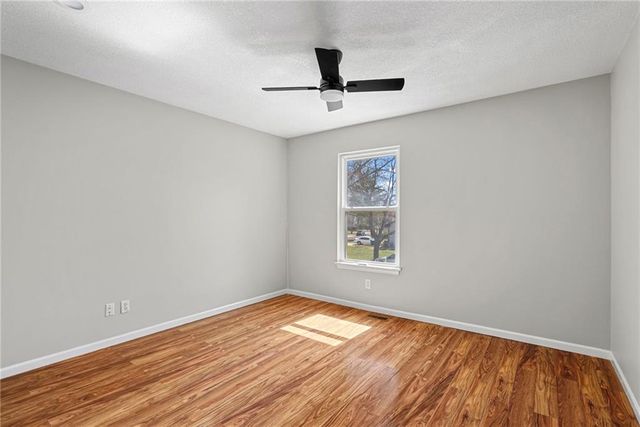 7732 W 152nd Terrace, Overland Park, KS 66223