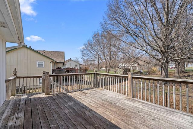 7732 W 152nd Terrace, Overland Park, KS 66223