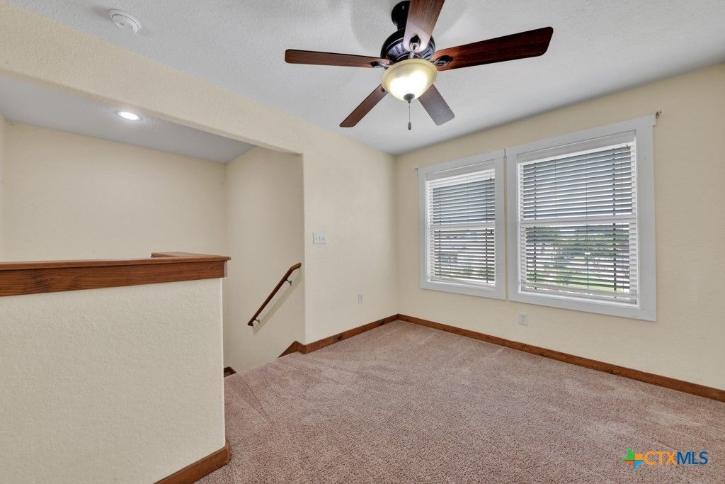 Image 14 of property listing at 1650 Gruene Vineyard Crossing, New Braunfels, TX 78130