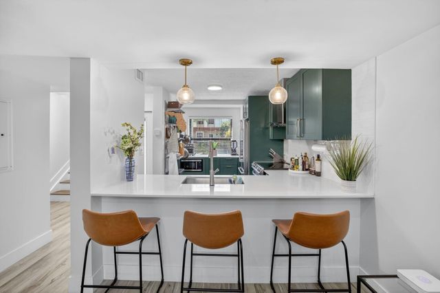 237 City View Drive 237, Fort Lauderdale, FL 33311