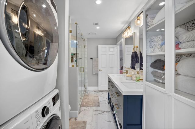 237 City View Drive 237, Fort Lauderdale, FL 33311