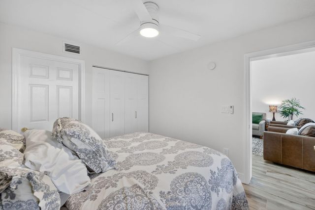 237 City View Drive 237, Fort Lauderdale, FL 33311