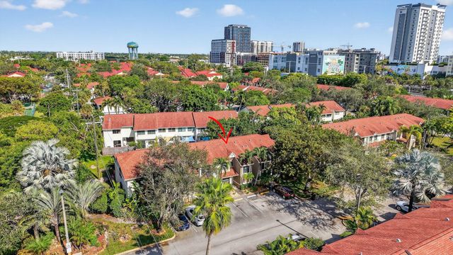 237 City View Drive 237, Fort Lauderdale, FL 33311