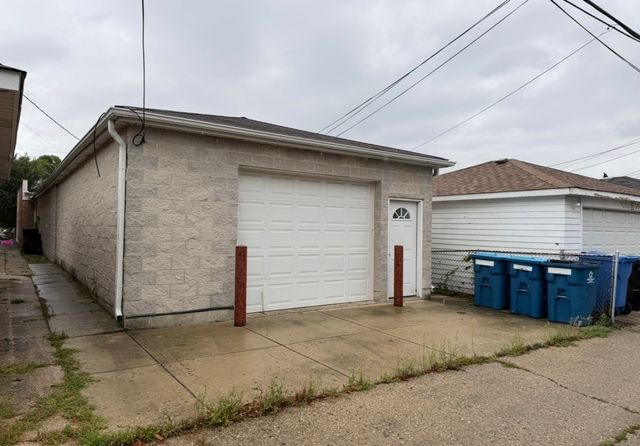 5962 N Elston Avenue, Chicago, IL 60646