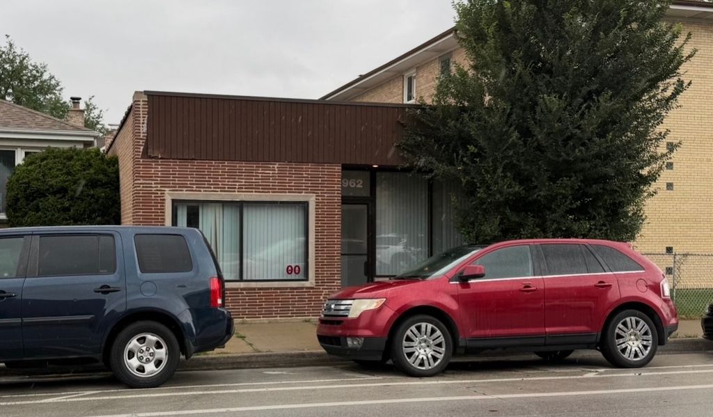 5962 N Elston Avenue, Chicago, IL 60646