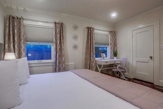 3217 Goldsmith St, San Diego, CA 92106