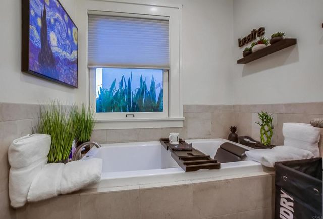 3217 Goldsmith St, San Diego, CA 92106