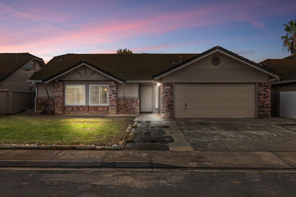 4524 Wessex Ln, Salida, CA 95368