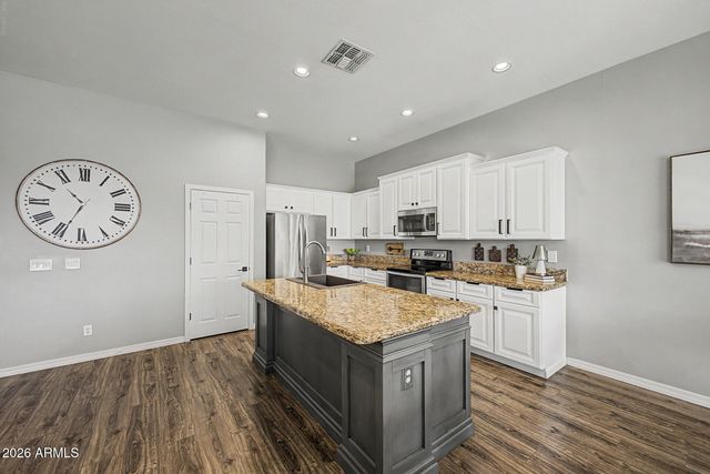 3697 E OXFORD Lane, Gilbert, AZ 85295