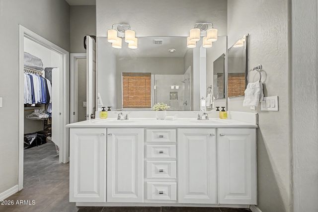 3697 E OXFORD Lane, Gilbert, AZ 85295