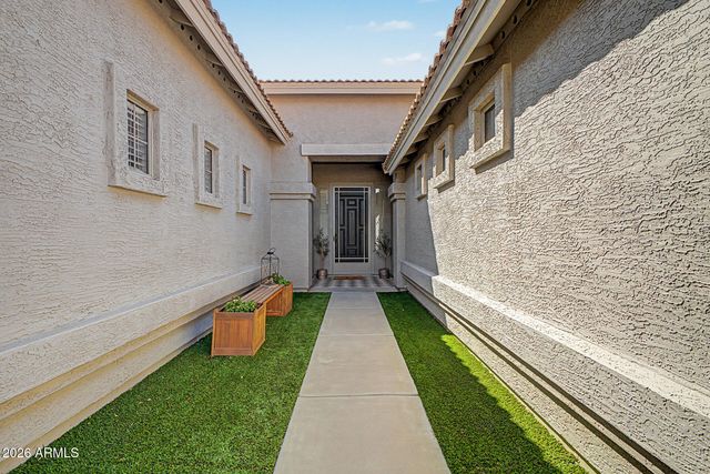 3697 E OXFORD Lane, Gilbert, AZ 85295