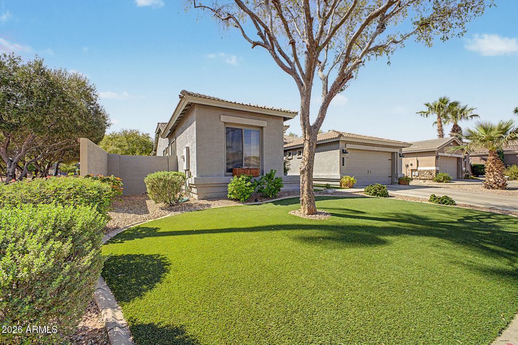3697 E OXFORD Lane, Gilbert, AZ 85295 — photo 2