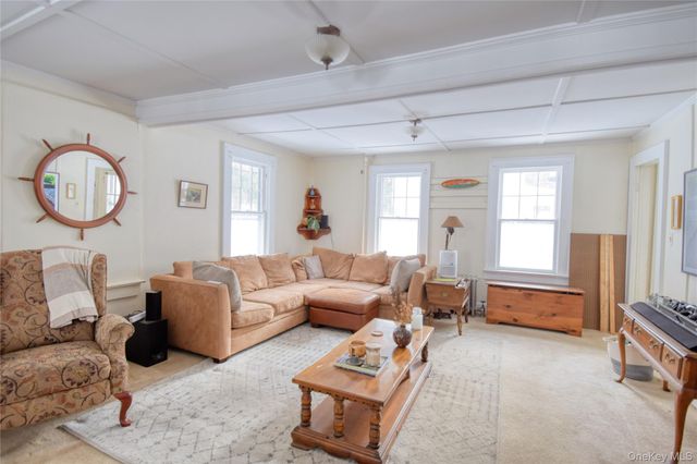 668 State Route 44 55, Highland, NY 12528