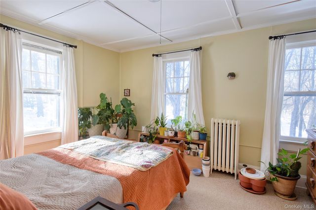 668 State Route 44 55, Highland, NY 12528