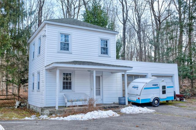 668 State Route 44 55, Highland, NY 12528