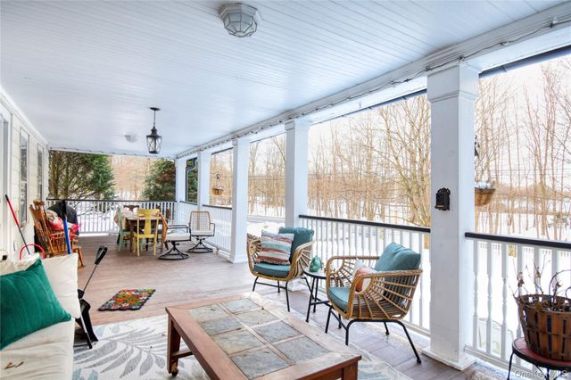 668 State Route 44 55, Highland, NY 12528