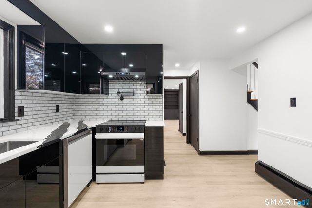 53 Northfield Drive, East Hartford, CT 06118