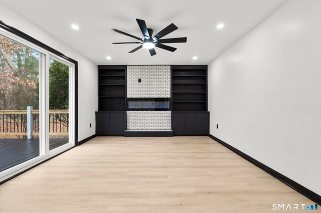 53 Northfield Drive, East Hartford, CT 06118