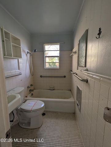 5810 30th Street, Gulfport, MS 39501