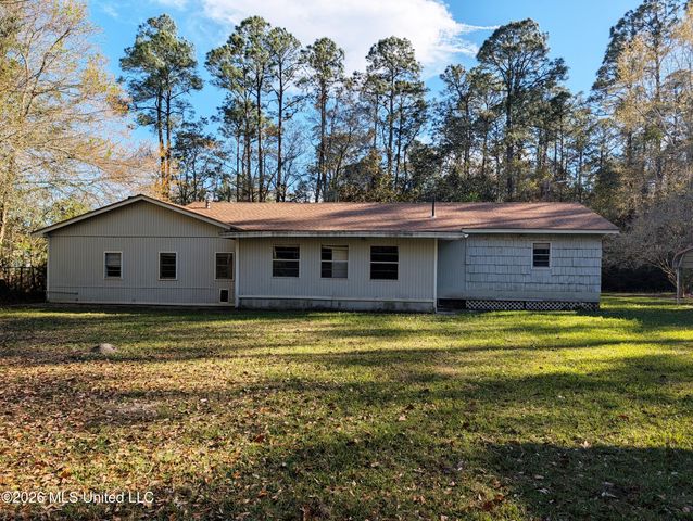 5810 30th Street, Gulfport, MS 39501