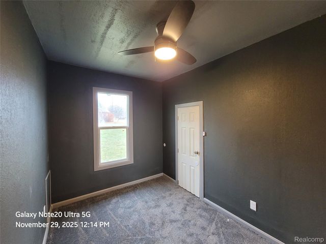 630 E Dartmouth Street, Flint, MI 48505