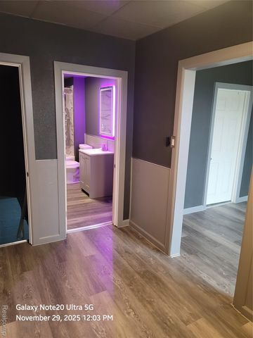 630 E Dartmouth Street, Flint, MI 48505