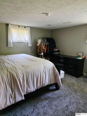 7030 S Wedgewood Drive, Lincoln, NE 68510