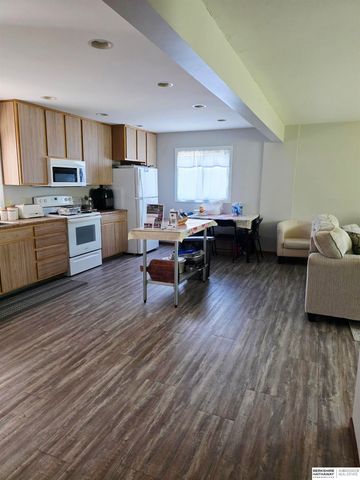 7030 S Wedgewood Drive, Lincoln, NE 68510